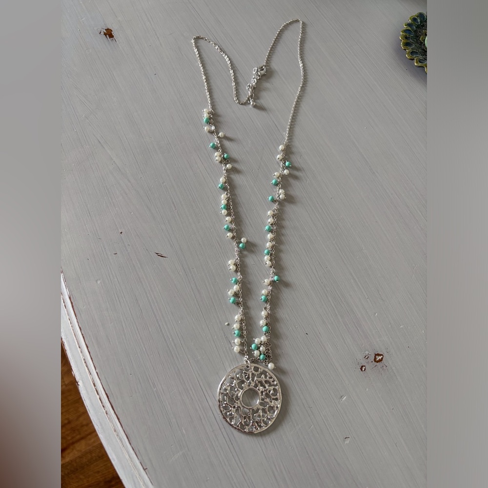 Elegant Silver and turquoise Necklace